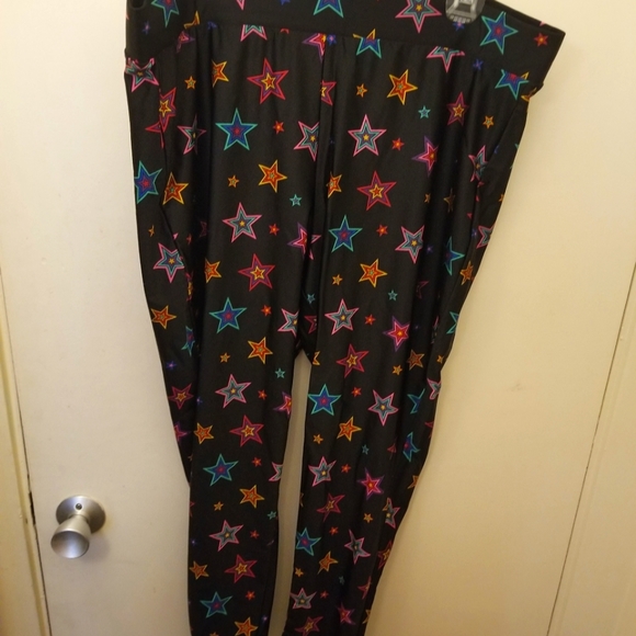 Black and multicoloured stars leggings [Torrid] - Picture 2 of 9